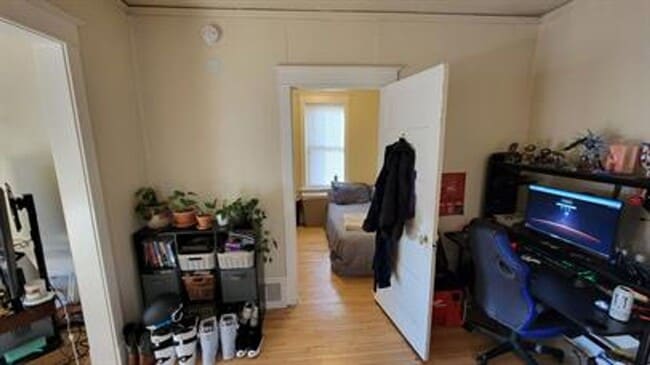 Photo - 617 E 8th St Unit 1