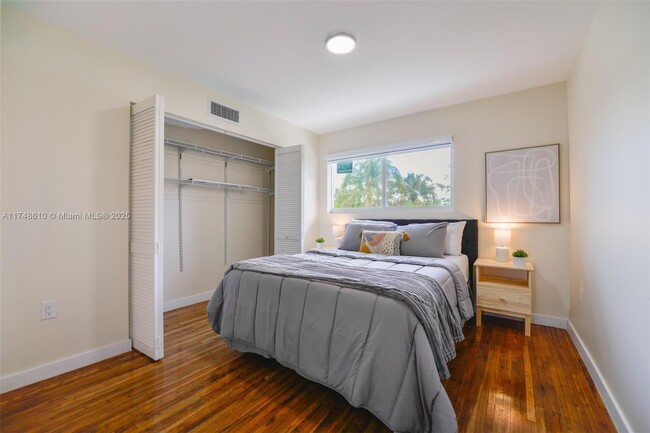 Photo - 1001 NE 80th St Apartment Unit 1
