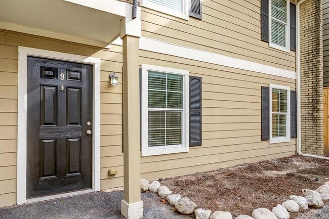 Photo - 1222 Heights Blvd Apartment Unit 9