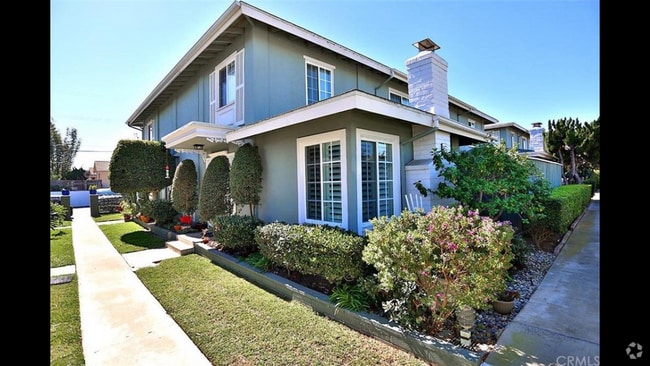 Building Photo - 1845 Anaheim Ave Unit 13A Rental