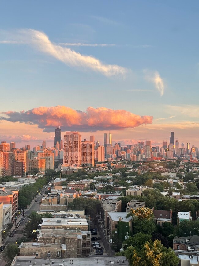 Photo - 444 W Fullerton Pky Unit 1905