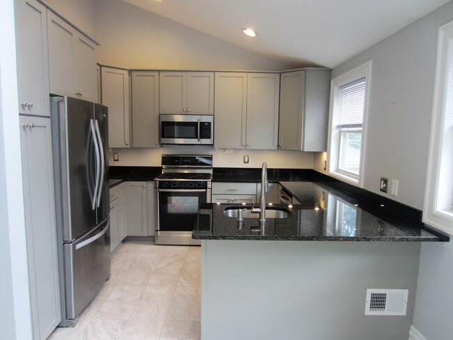 Photo - 203 S Braddock Ave Unit A
