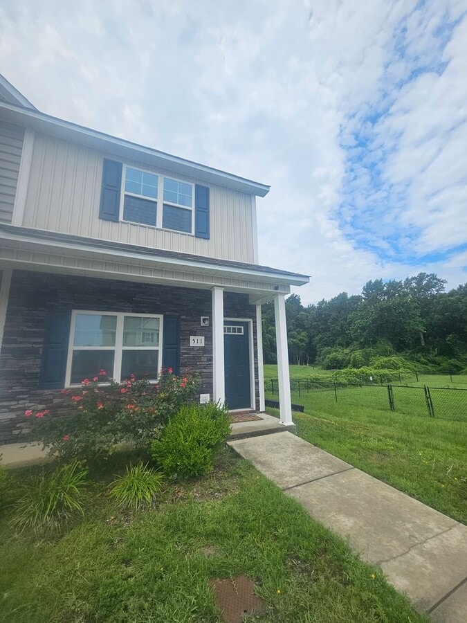 Pet Friendly Townhome In Sneads Ferry! - Pet Friendly Townhome In Sneads Ferry!