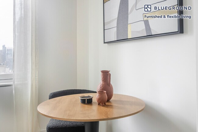 Photo - 70 W 45th St Unidad FL39-ID2028