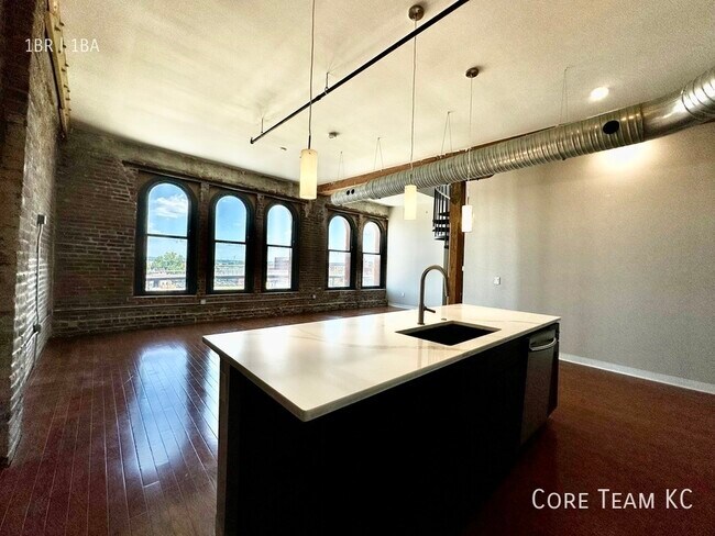 Photo - 1223 Union Ave Unidad 503