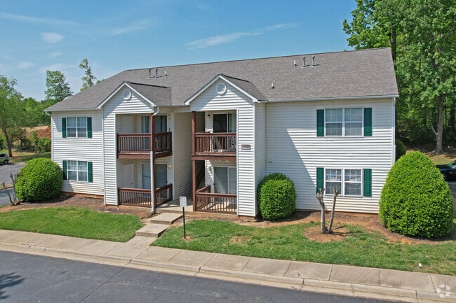 Photo - Carolina Woods