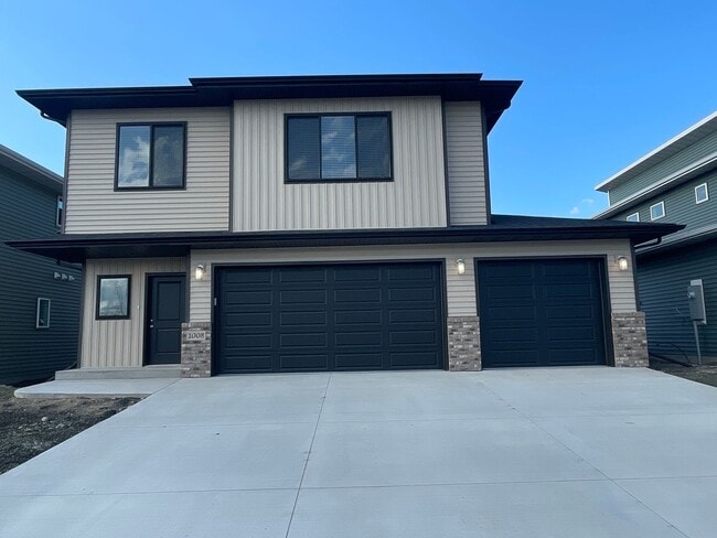Newly Built in the Wilds neighborhood of W... - Newly Built in the Wilds neighborhood of W... House