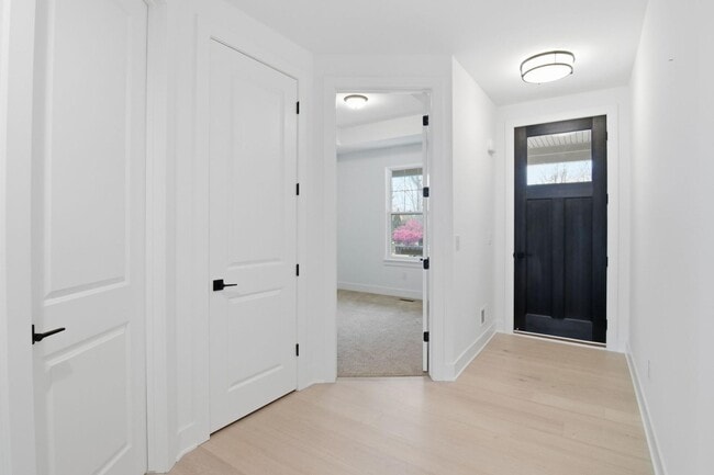 Photo - 5980 Willow Grove