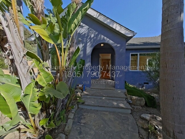 Building Photo - 1424 Salinas Pl