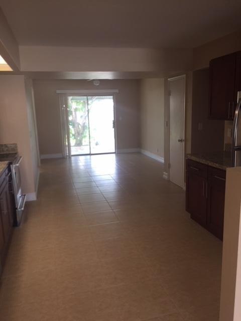 Photo - 2726 NE 5th Ave