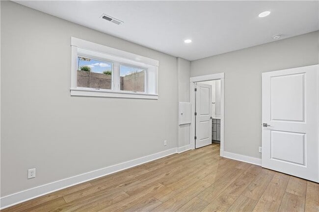 Photo - 1607 Grandview Ave