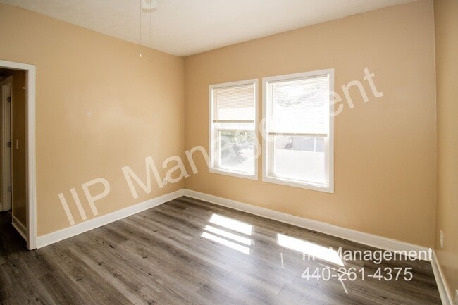 Photo - 3297 W 110th St Unit 8