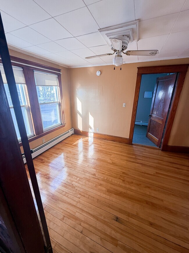 Photo - 47 Halifax St Unit 2