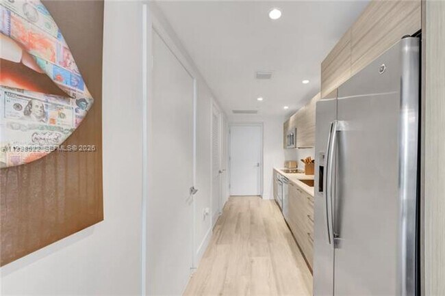 Photo - 121 NE 34th St Unit 121 NE 34th St # 2815