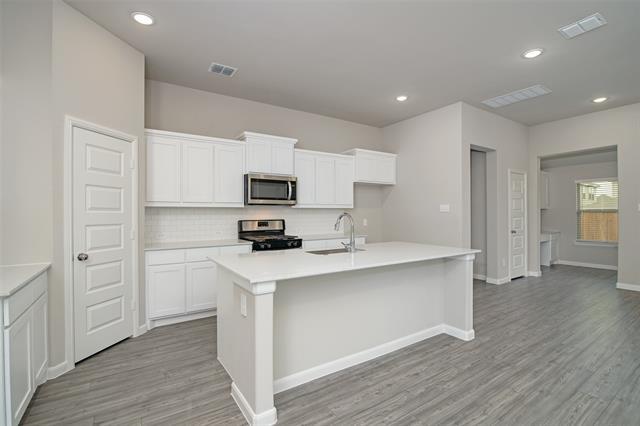 Photo - 5406 Big Thicket Ln