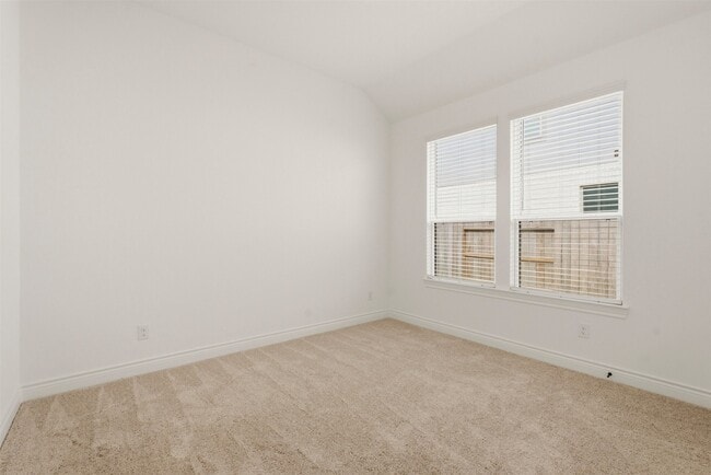 Photo - 25234 Bamburgh Dr