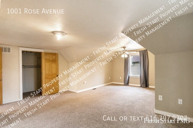 Photo - 1001 Rose Ave