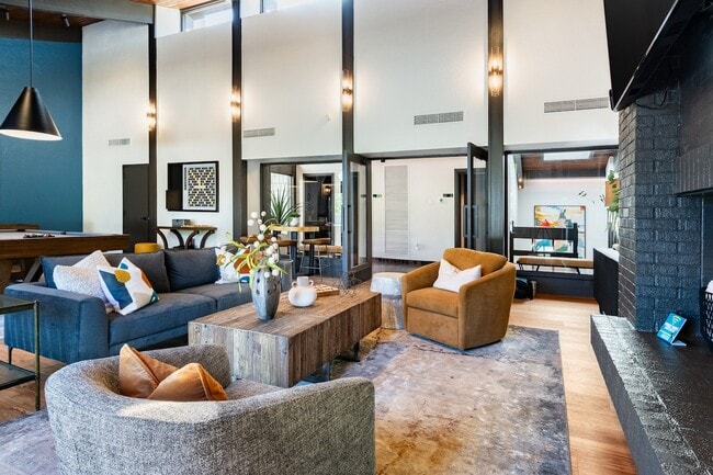 Photo - Yester Oaks Apartments