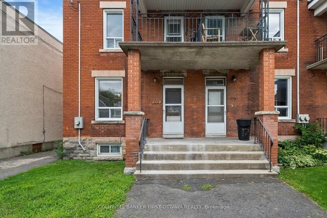 Photo - 176 Rochester St