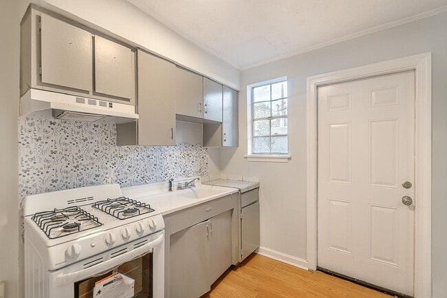 Photo - 517 N Florida St Unidad A