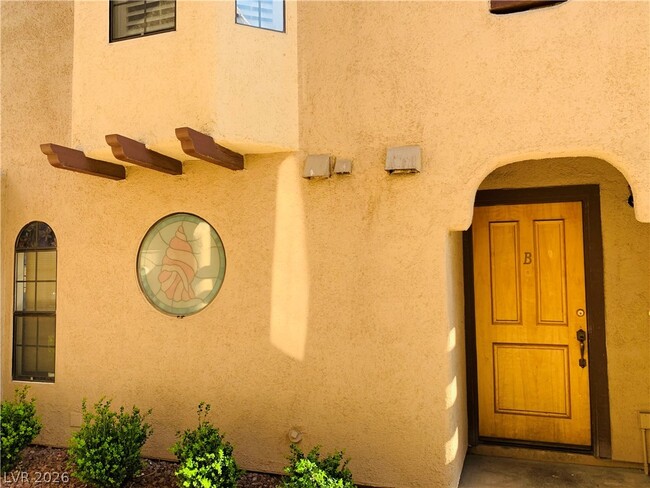 Building Photo - 4069 Nook Way Unit B