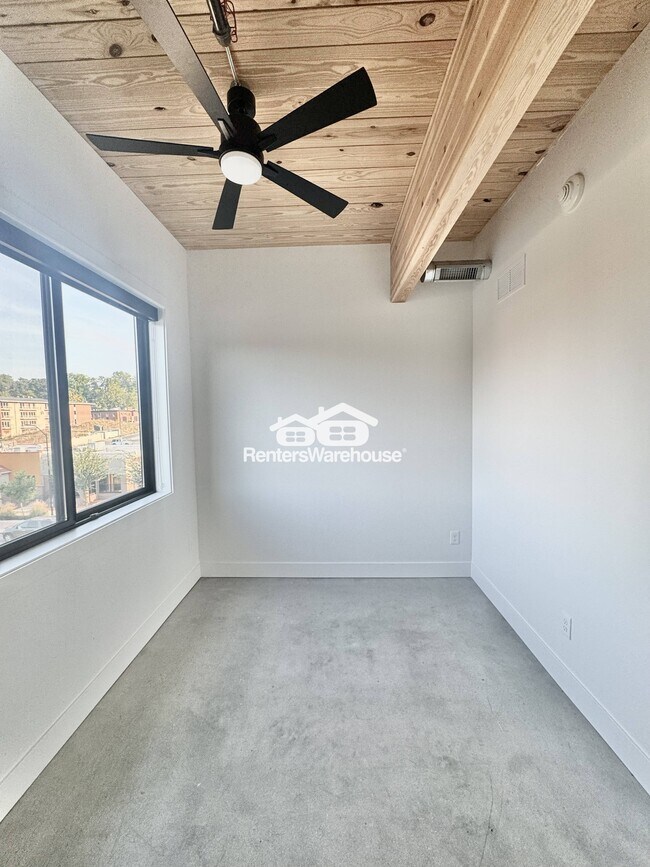 Photo - 2701 Ingersoll Ave