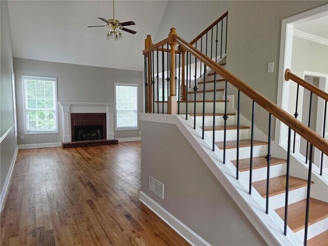 Photo - 2257 Roseberry Ln