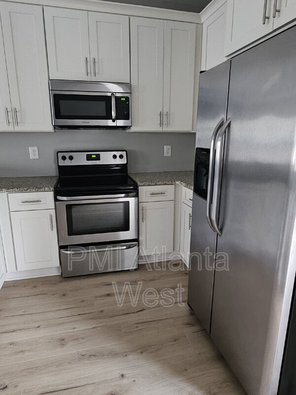 Photo - 701 McWilliams Rd SE