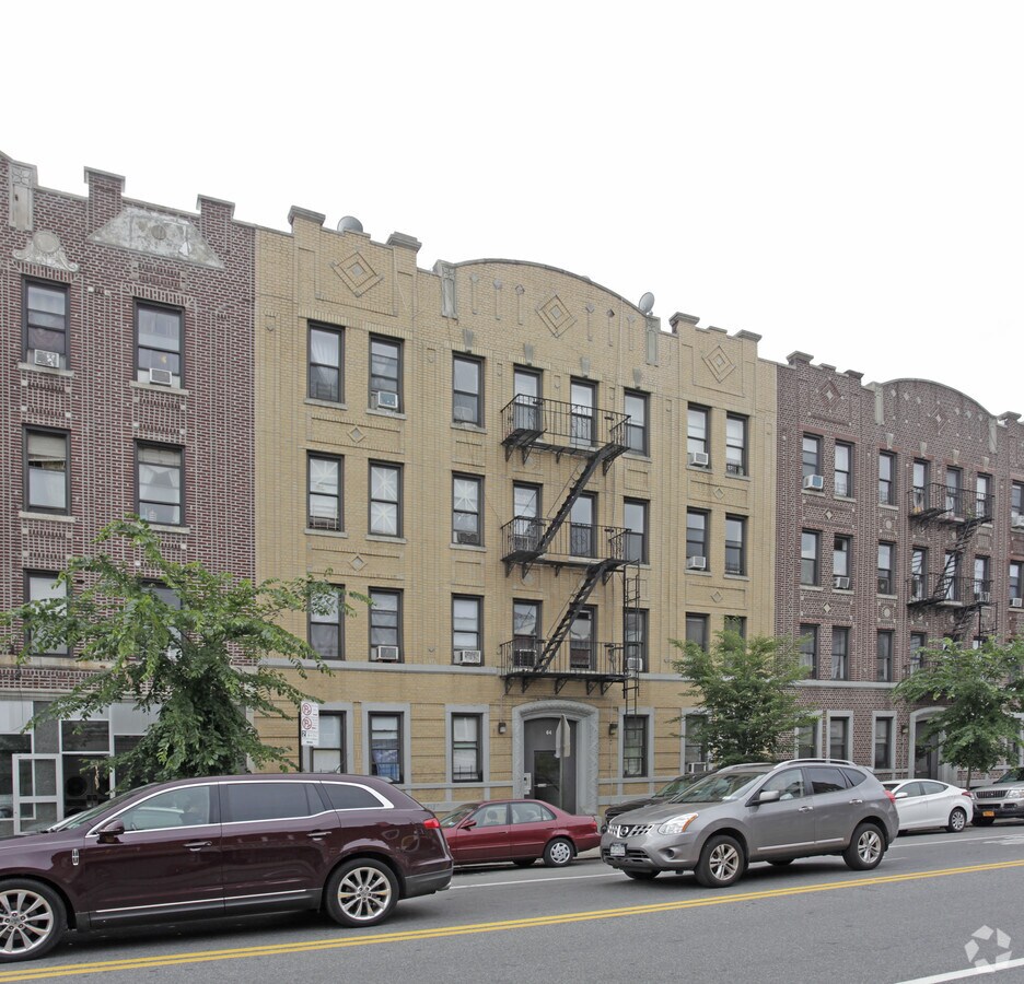 Photo - 64 Church Ave