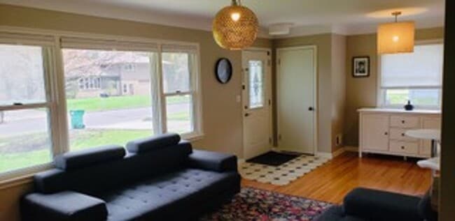 Stunning 4 bedroom rambler in beautiful Ro... - Stunning 4 bedroom rambler in beautiful Ro... House