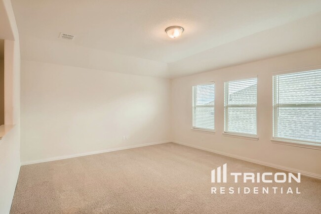 Photo - 1348 Renoir Dr