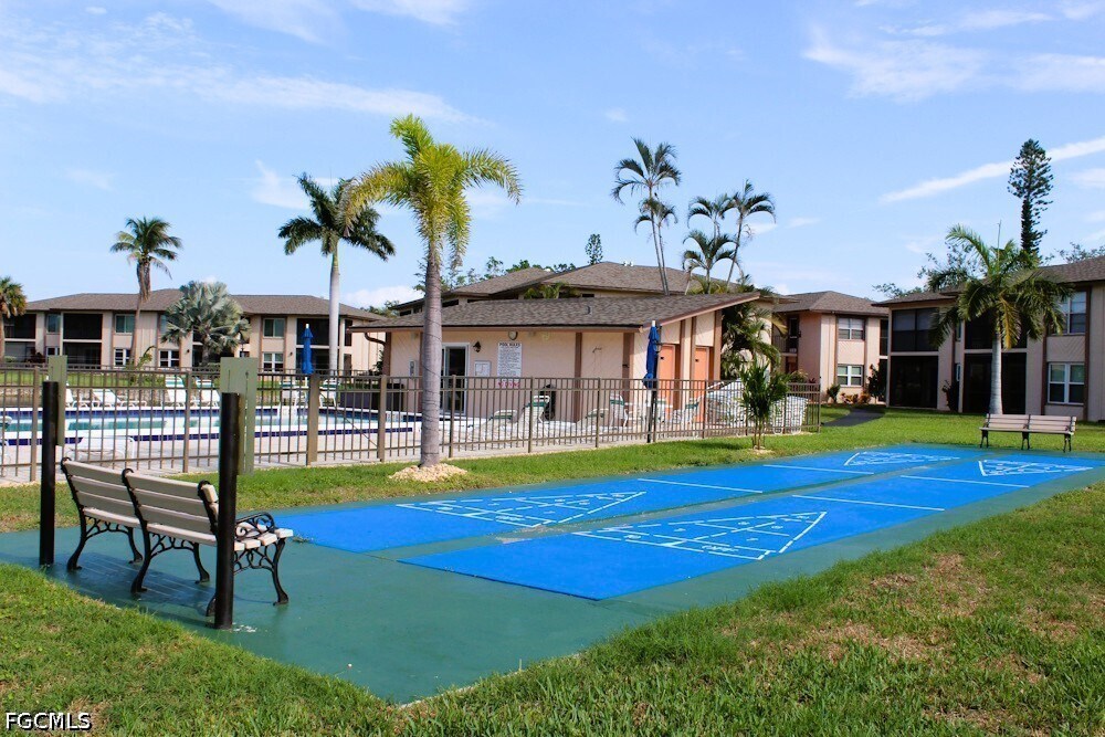 Photo - 16881 Davis Rd Unidad 112