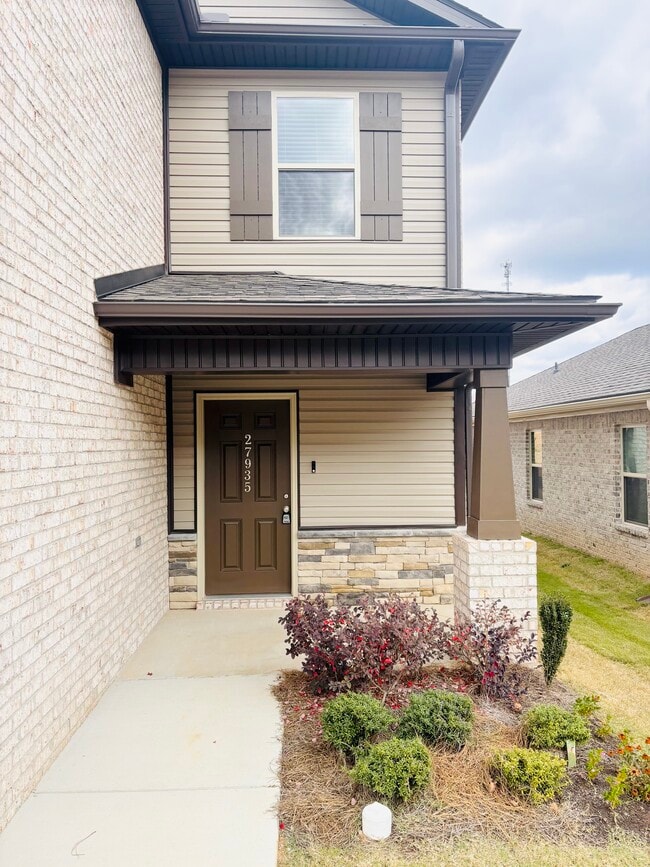 Photo - 27935 Chalmers Cir