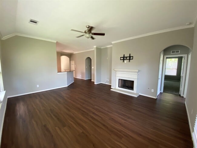 Photo - 42 Black Swan Ct