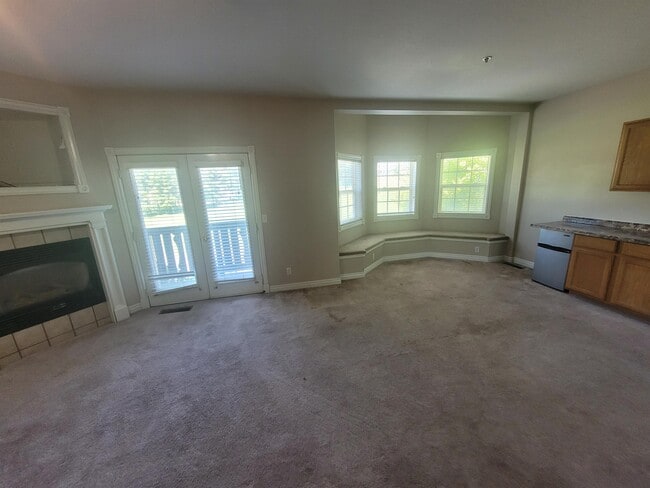 Photo - 350 N Fairway Dr