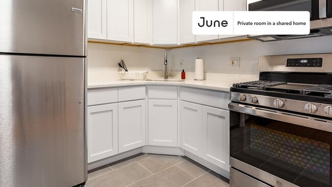 Photo - Room in Shared 4 bed/2 bath home Unidad C