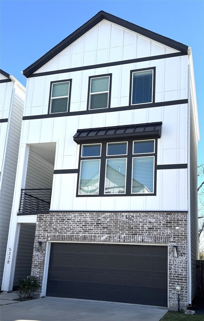 Photo - 5338 Donovan Gdns Ln