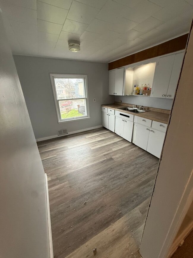 Photo - 479 B St Unit 479 B Street  B