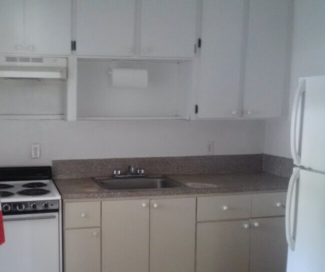 2827 NW 10th Ave Unit B