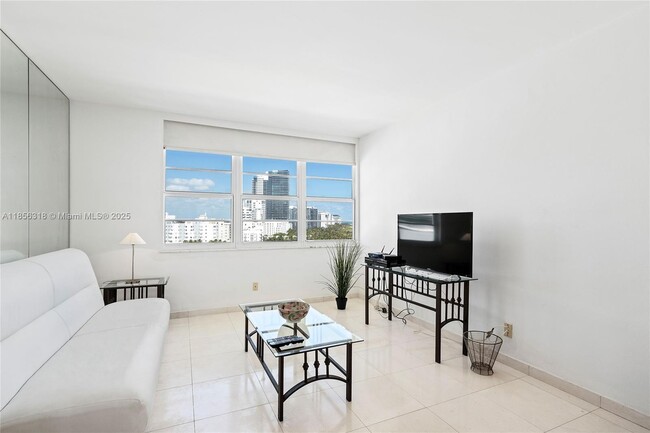 Building Photo - 100 Lincoln Rd Unit 1147A Rental