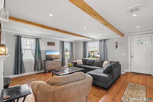 Photo - 27 Melrose Ave