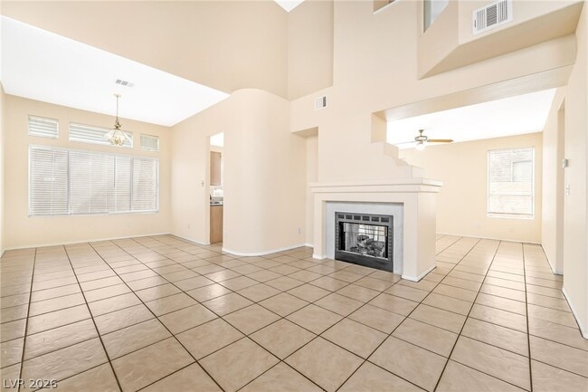 Photo - 120 McLaren St