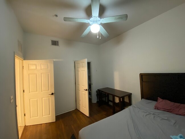 Photo - 1418 NW 3rd Ave Unit 204