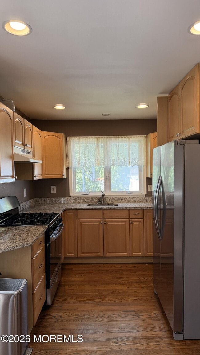 52 Greenwood Rd