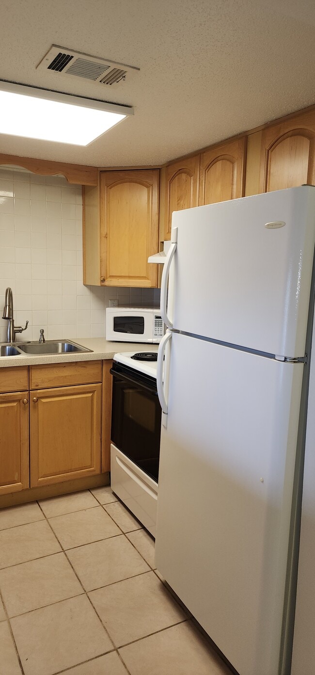 Photo - 308 Miracle Strip Pkwy SW Unit 2D