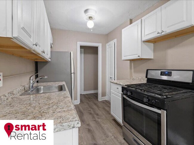 Photo - 807 Clara Ave