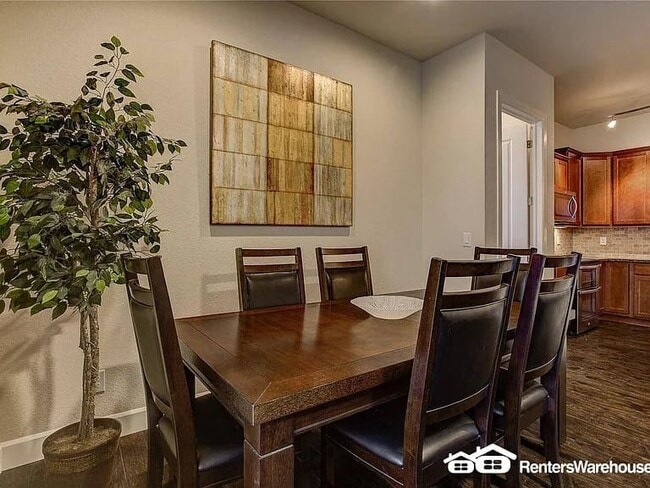 Photo - 301 Inverness Way S