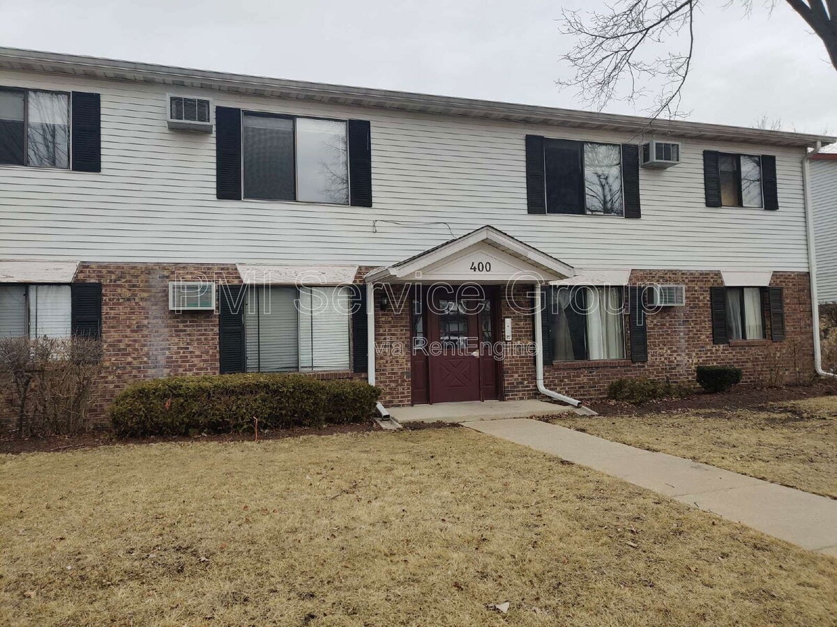 Photo - 400 Echo Ln Unit 4