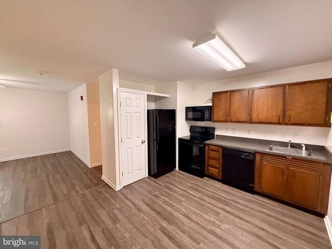 Photo - 22665 Van Wert Ln Unit APT