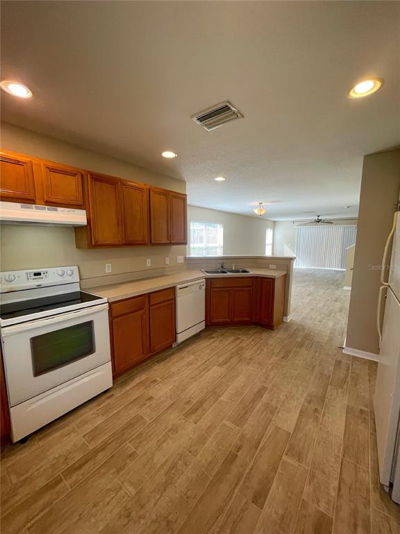 Photo - 10840 Johanna Ave